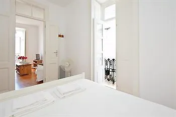 Hello Lisbon City Apartments 0*,